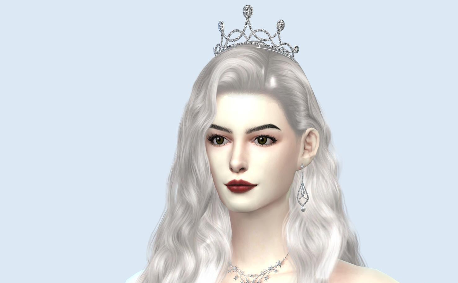 ————白皇后安妮海瑟薇