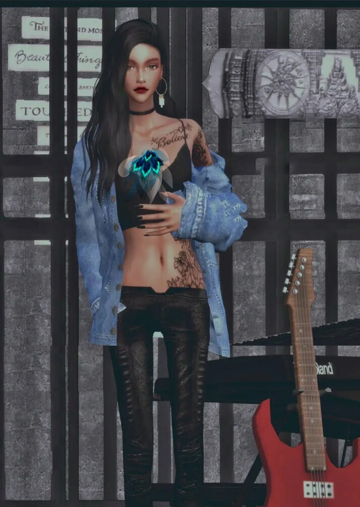 叛逆的性感御姐贝斯手-斯蒂芬妮