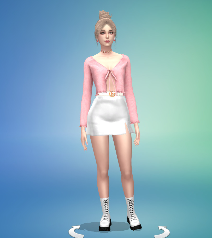 国庆节快乐，分享一个甜妹