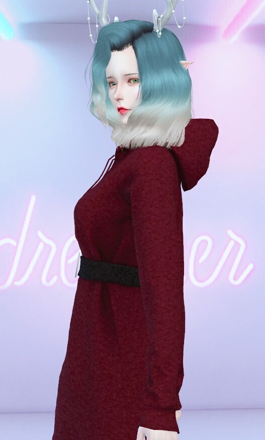 分享一個绿发性感人類姐姐