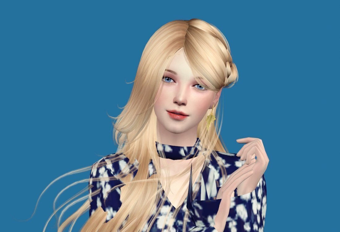 金发蓝眼小姐姐