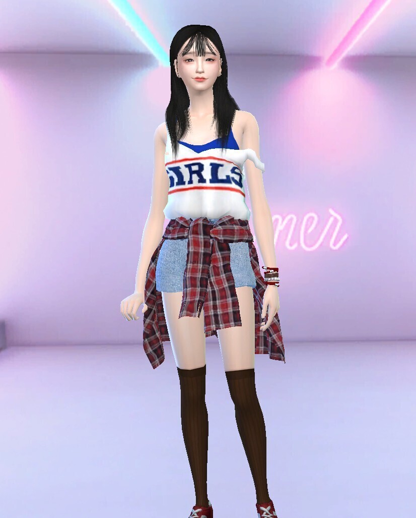 一只特别萌的单眼皮学生妹，有点文根英的感觉